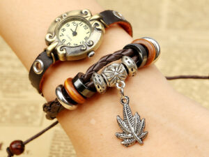 Factory Direct Genuine Leather Bracelet Watch Retro Leather Bracelet Watch Beaded Bracelet Yiwu Wholesale Jewelry