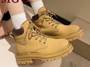 Outdoor Versatile Thick-soled High-top Martin Boots