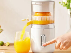 Multifunctional Wireless Electric Juicer Steel Orange Lemon Blender USB Portable Mini Fruit Squeezer Pressure Juicer Kitchen