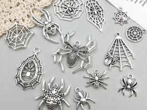 Zinc Alloy Spider Accessories Pendant