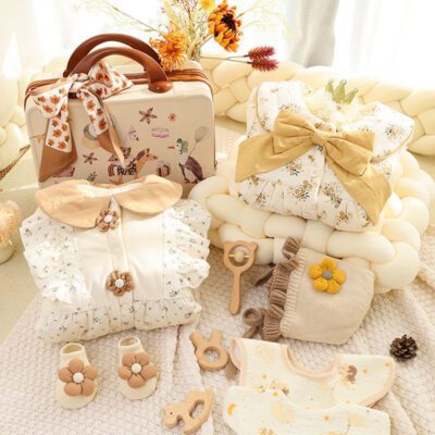 Girl's Newborn Gift Box Set